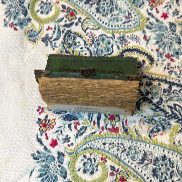 Boyds Bear & Friends Folkstones Library Book Think - Picture 2 of 5